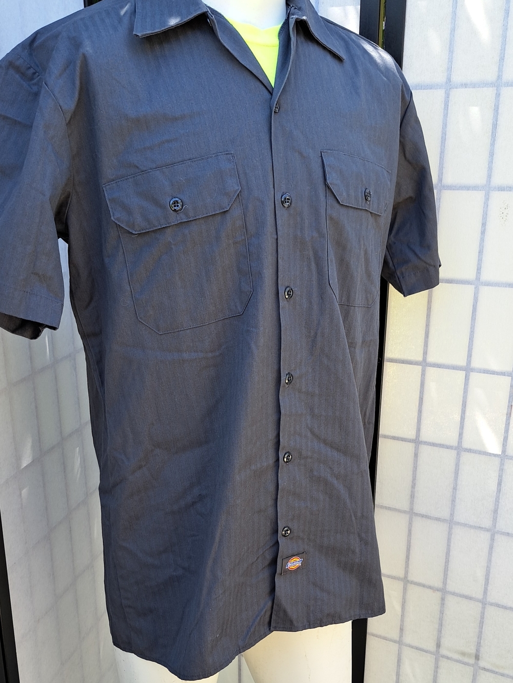 Dickies Men’s Short Sleeve Button-Down Shirt - Dark Gray